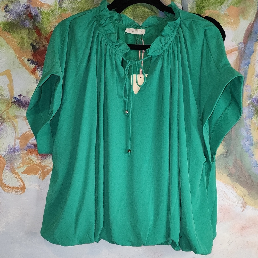Entro Green Ruffled Dolman Sleeve Blouse